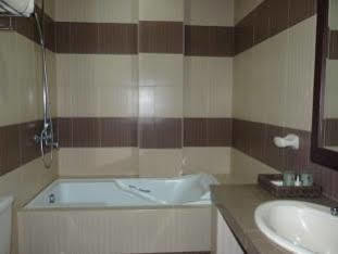 La Roca Veranda Suites & Restaurant Legazpi Extérieur photo